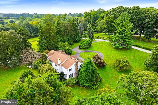 121 DAVIS RD, Malvern, PA 19355