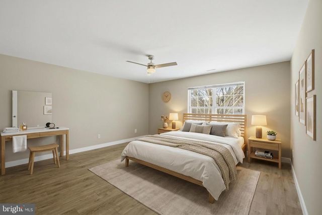 1812 SOCIETY PL, Newtown, PA 18940