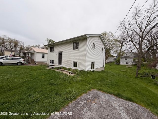 615 Jennie Street, Eaton Rapids, MI 48827