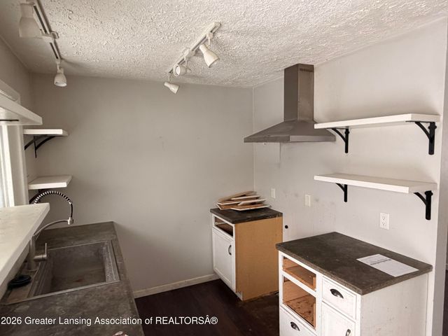 615 Jennie Street, Eaton Rapids, MI 48827