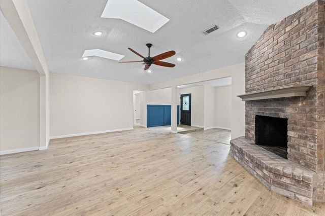 27241 Wells Lane, Conroe, TX 77385