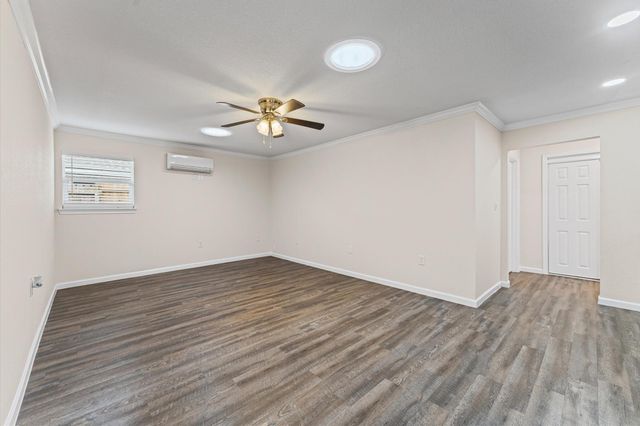 27241 Wells Lane, Conroe, TX 77385