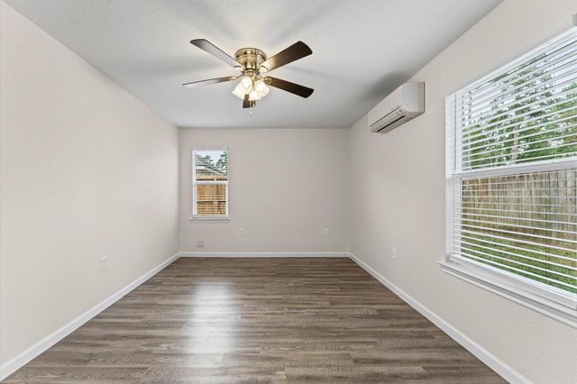 27241 Wells Lane, Conroe, TX 77385