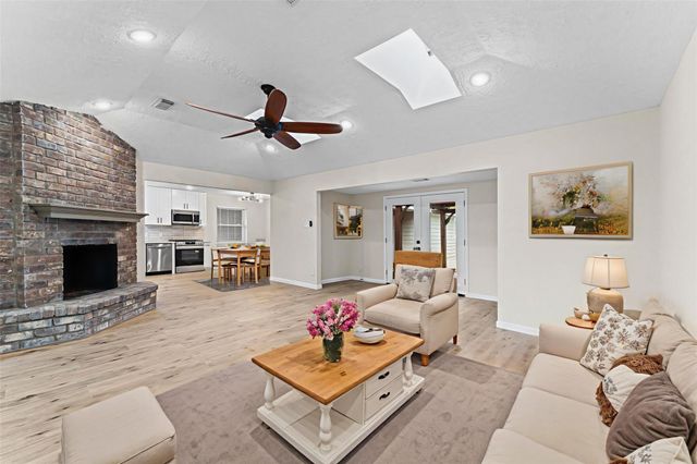 27241 Wells Lane, Conroe, TX 77385