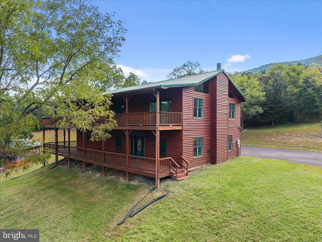 325 COYOTE RUN RD, Mathias, WV 26812