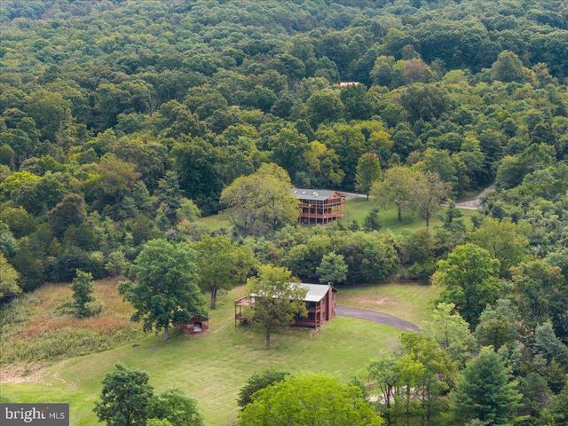 325 COYOTE RUN RD, Mathias, WV 26812