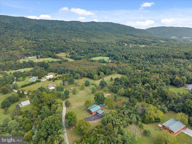 325 COYOTE RUN RD, Mathias, WV 26812