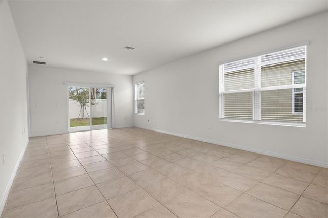 1038 VICTORIA PARC AVENUE, Orange City, FL 32763