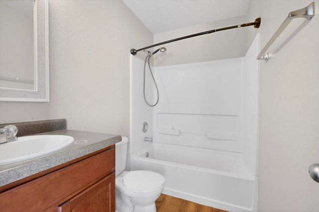 715 Redwood Street SW, Rio Rancho, NM 87124