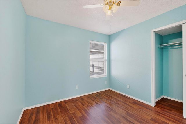 715 Redwood Street SW, Rio Rancho, NM 87124