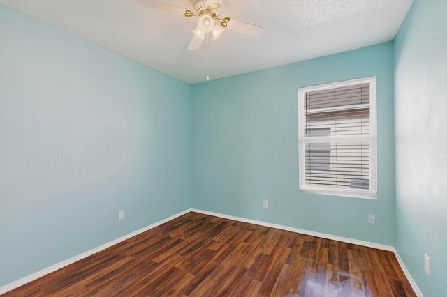 715 Redwood Street SW, Rio Rancho, NM 87124