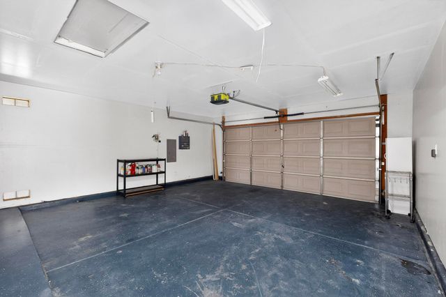 715 Redwood Street SW, Rio Rancho, NM 87124