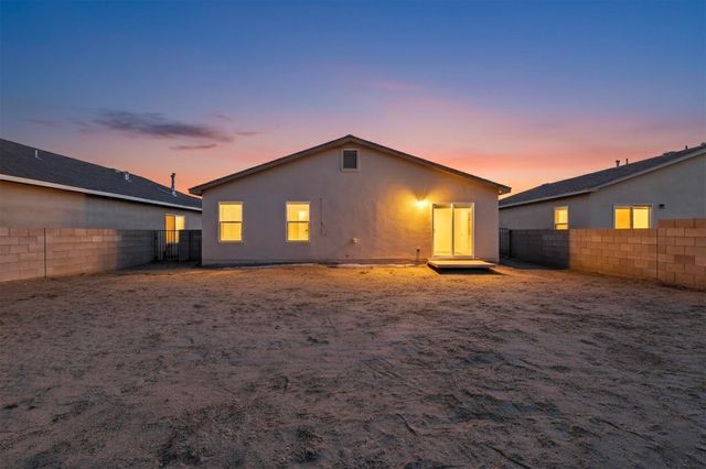 715 Redwood Street SW, Rio Rancho, NM 87124