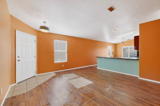 715 Redwood Street SW, Rio Rancho, NM 87124