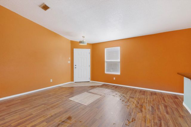 715 Redwood Street SW, Rio Rancho, NM 87124