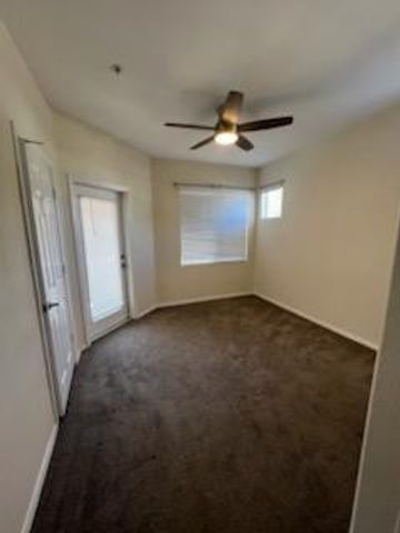 18416 N Cave Creek Road Apt 2061, Phoenix, AZ 85032