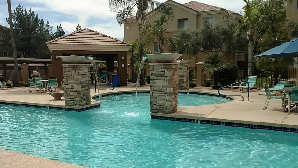 18416 N Cave Creek Road Apt 2061, Phoenix, AZ 85032