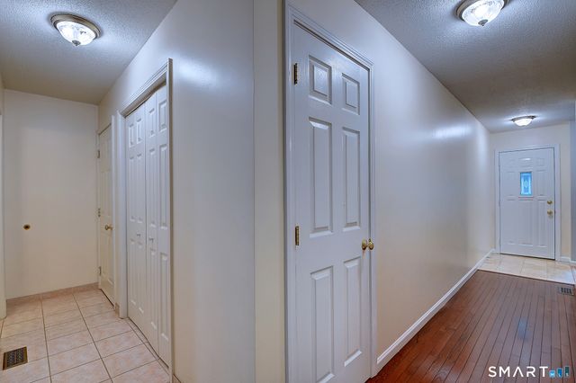 51 Florence Way 51, Farmington, CT 06032