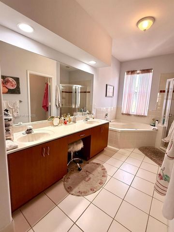 3729 SW 51st St 0, Hollywood, FL 33312