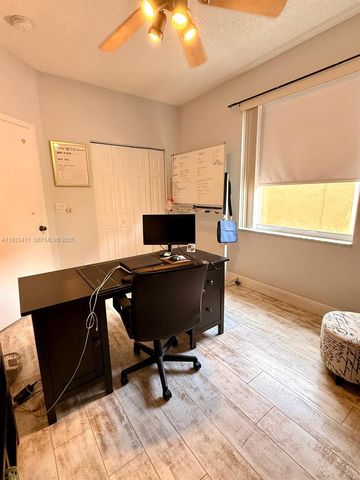 3729 SW 51st St 0, Hollywood, FL 33312