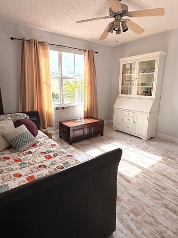 3729 SW 51st St 0, Hollywood, FL 33312