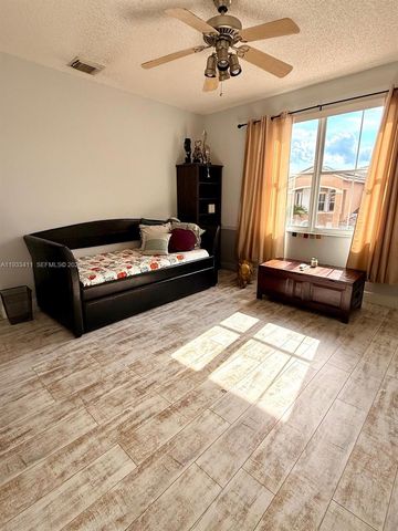 3729 SW 51st St 0, Hollywood, FL 33312