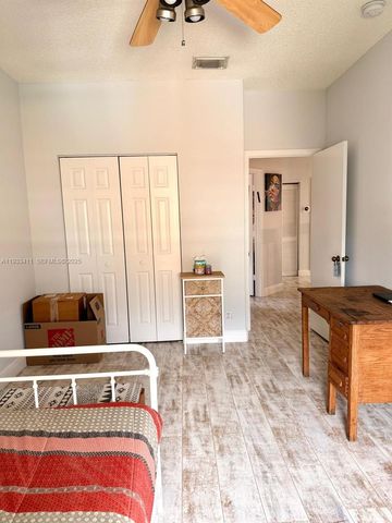 3729 SW 51st St 0, Hollywood, FL 33312