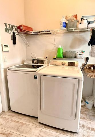 3729 SW 51st St 0, Hollywood, FL 33312