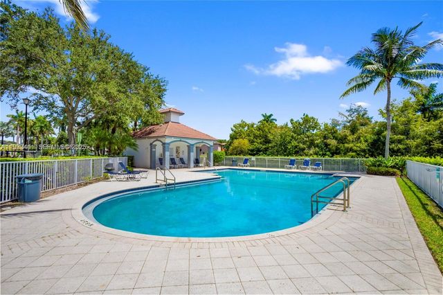 3729 SW 51st St 0, Hollywood, FL 33312
