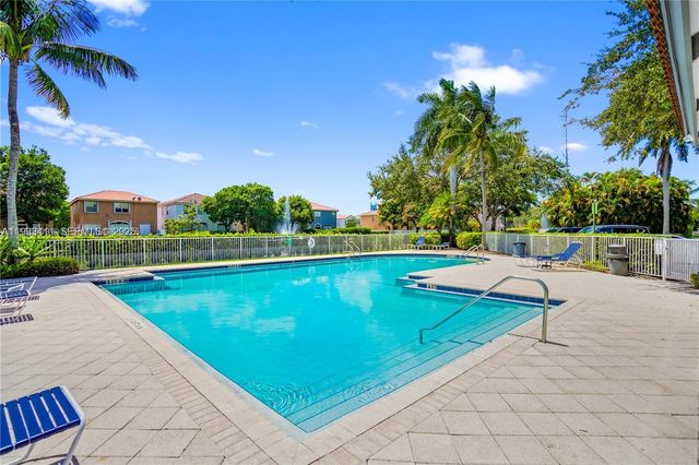 3729 SW 51st St 0, Hollywood, FL 33312