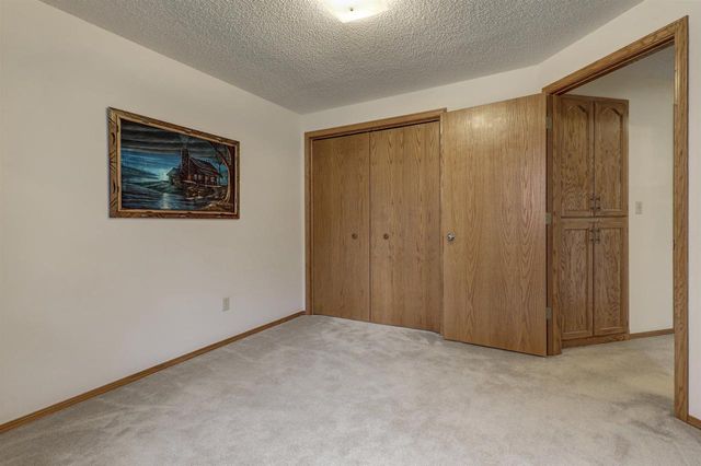 1260 BRIARWOOD DRIVE, Menasha, WI 54952