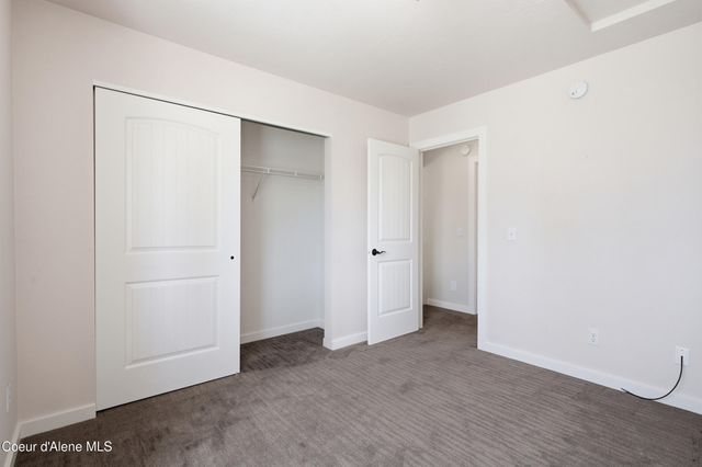 1019 W Starling AVE, Hayden, ID 83835