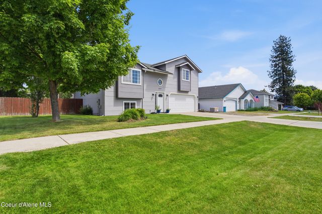 1019 W Starling AVE, Hayden, ID 83835