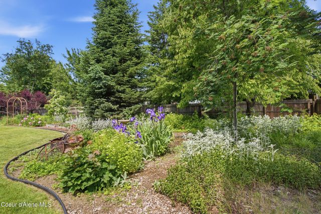 1019 W Starling AVE, Hayden, ID 83835