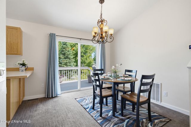 1019 W Starling AVE, Hayden, ID 83835