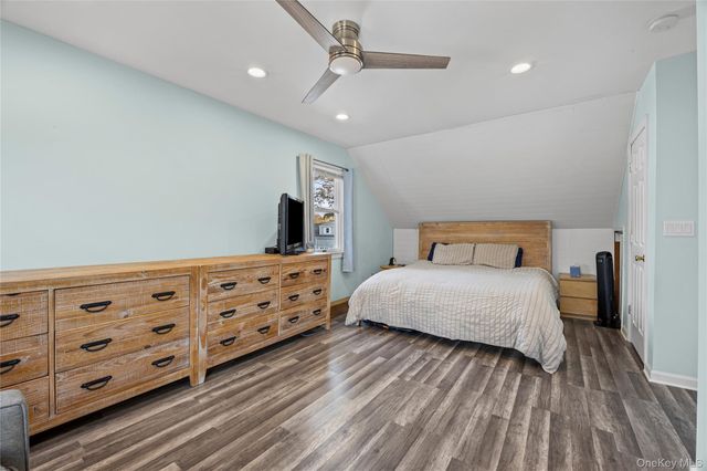 398 Concord Avenue, Lindenhurst, NY 11757