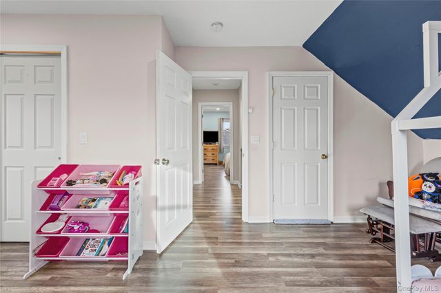 398 Concord Avenue, Lindenhurst, NY 11757