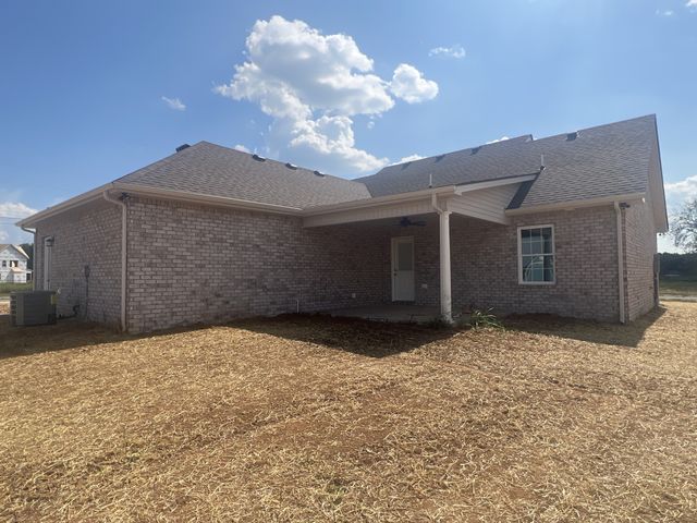 3370 Curie Circle, Christiana, TN 37037