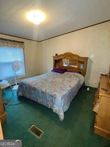 882 Caldwell Road, Gay, GA 30218