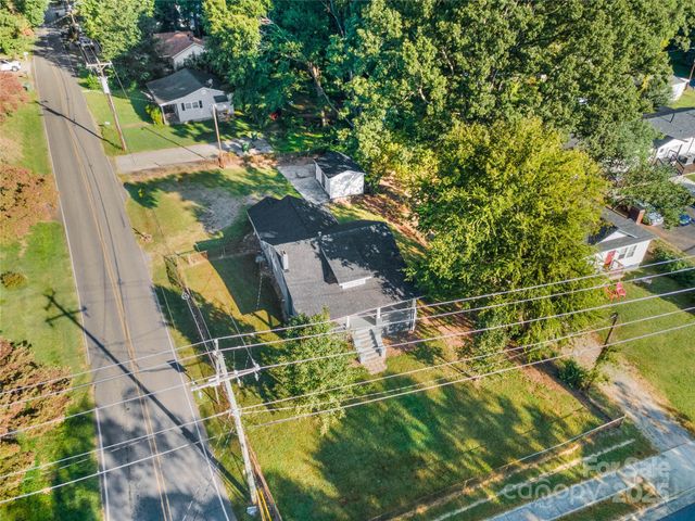 1306 S Main Street, Mount Holly, NC 28120