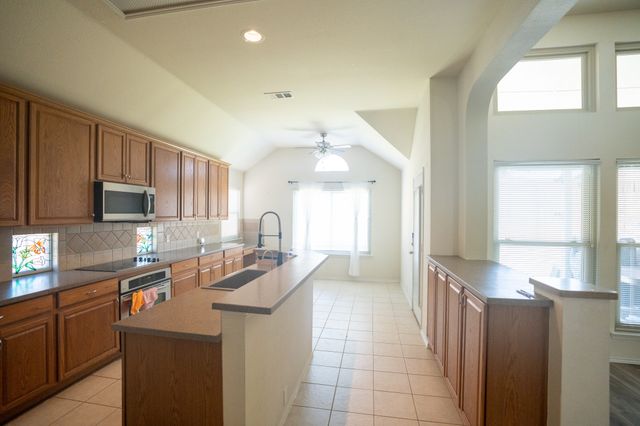 3020 Saint Jude Drive, Mansfield, TX 76063
