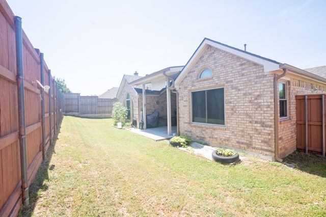 3020 Saint Jude Drive, Mansfield, TX 76063