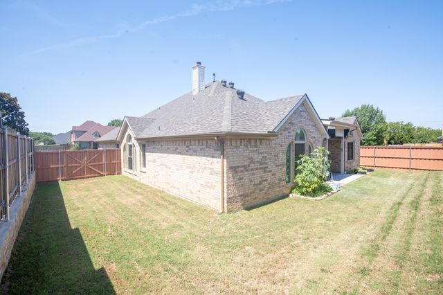 3020 Saint Jude Drive, Mansfield, TX 76063