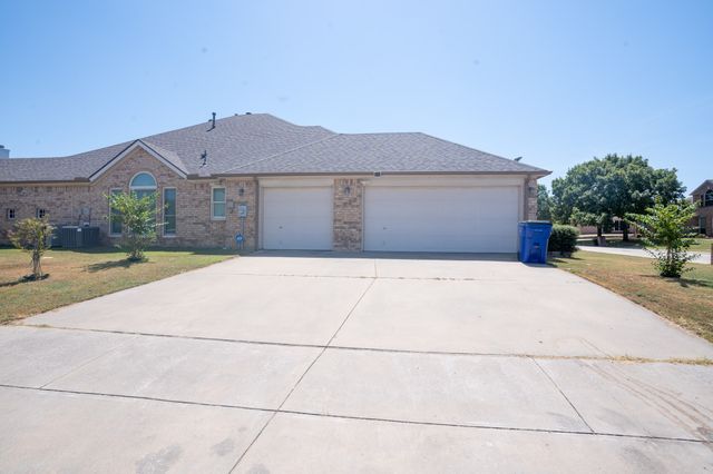 3020 Saint Jude Drive, Mansfield, TX 76063