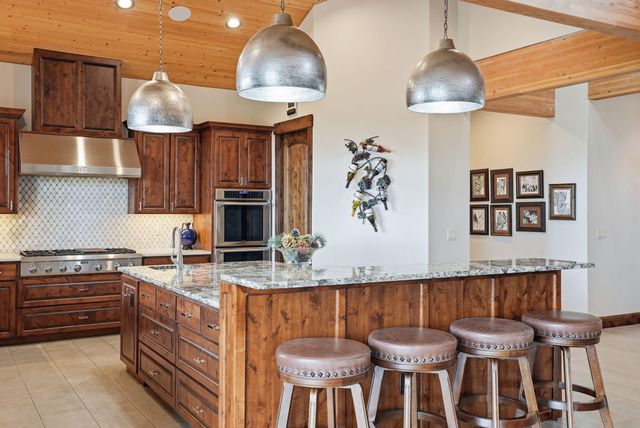 3487 NW Greenleaf Way, Bend, OR 97703