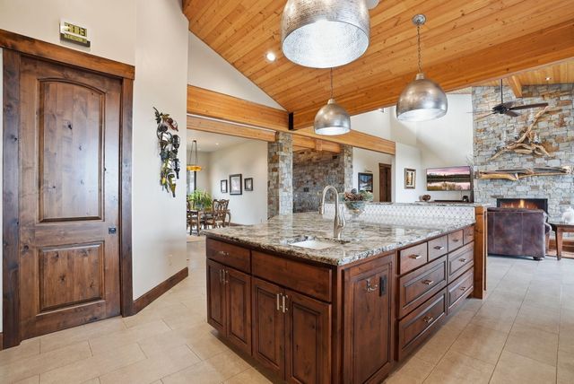 3487 NW Greenleaf Way, Bend, OR 97703