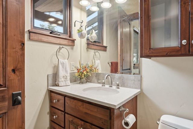 3487 NW Greenleaf Way, Bend, OR 97703