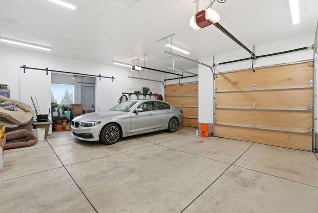 3487 NW Greenleaf Way, Bend, OR 97703