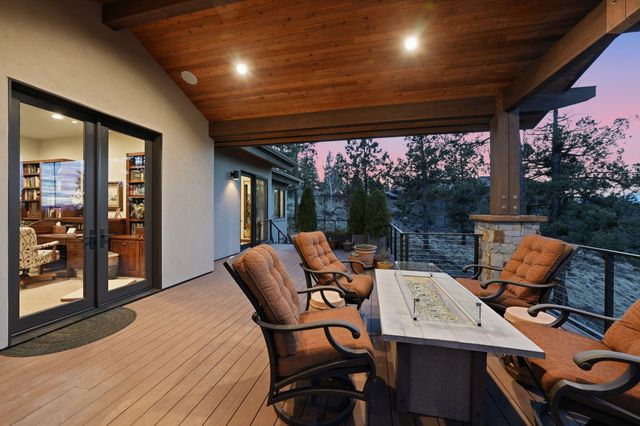 3487 NW Greenleaf Way, Bend, OR 97703