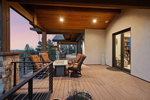 3487 NW Greenleaf Way, Bend, OR 97703